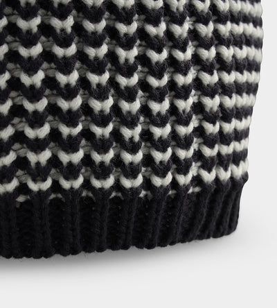 LADIES TOKEN BEANIE - NAVY
