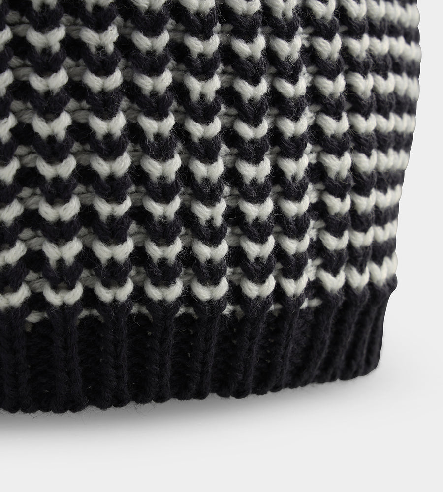 LADIES TOKEN BEANIE - NAVY